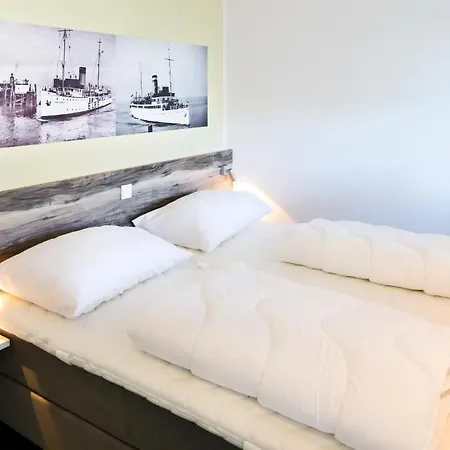 Duhner Strandhus فندق