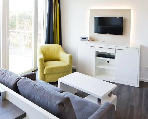 Duhner Strandhus Отель *