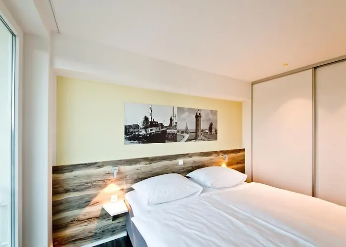 Duhner Strandhus Отель Куксхафен